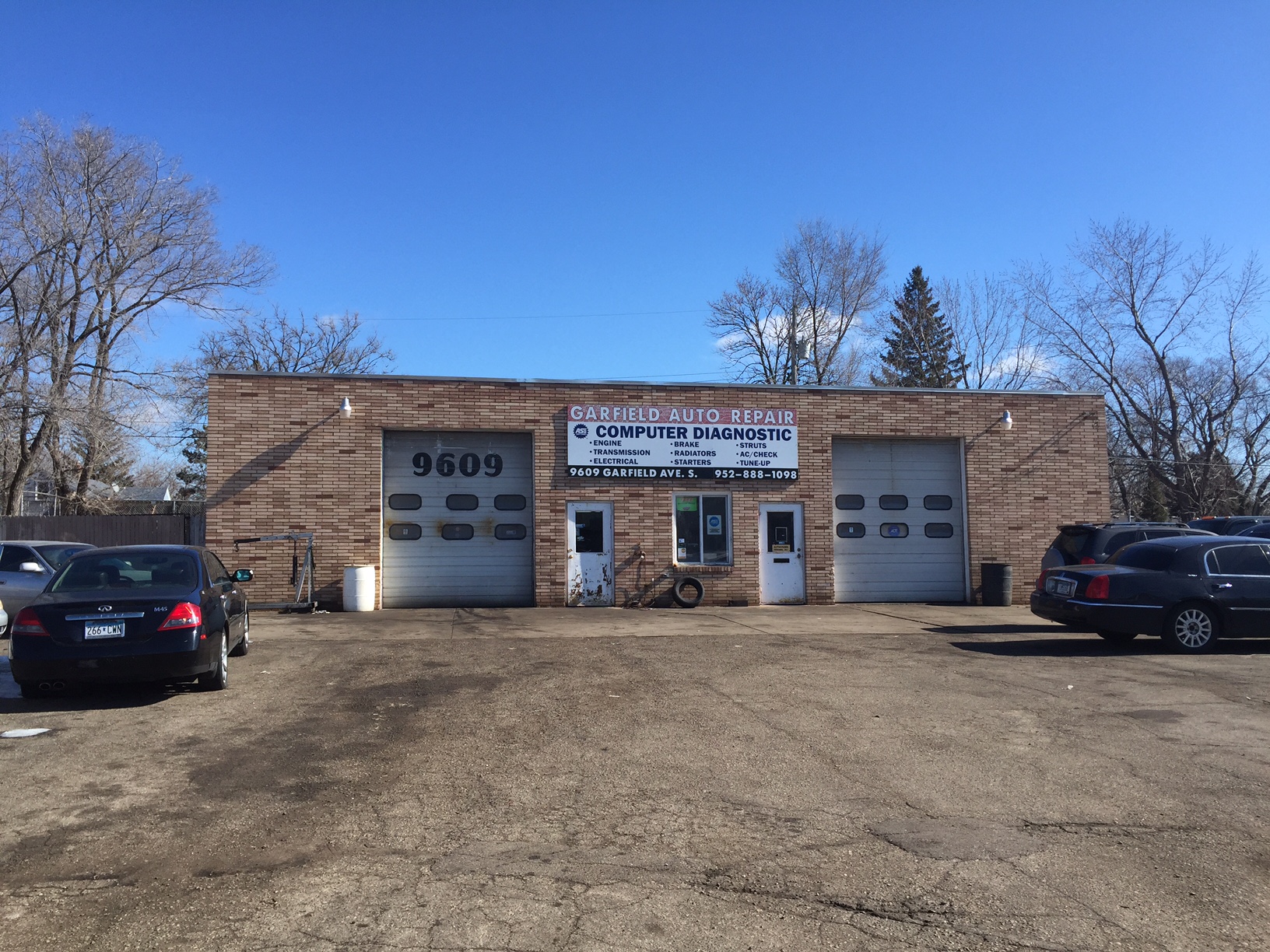 Auto Repair Shop: Auto Repair Shop Rent